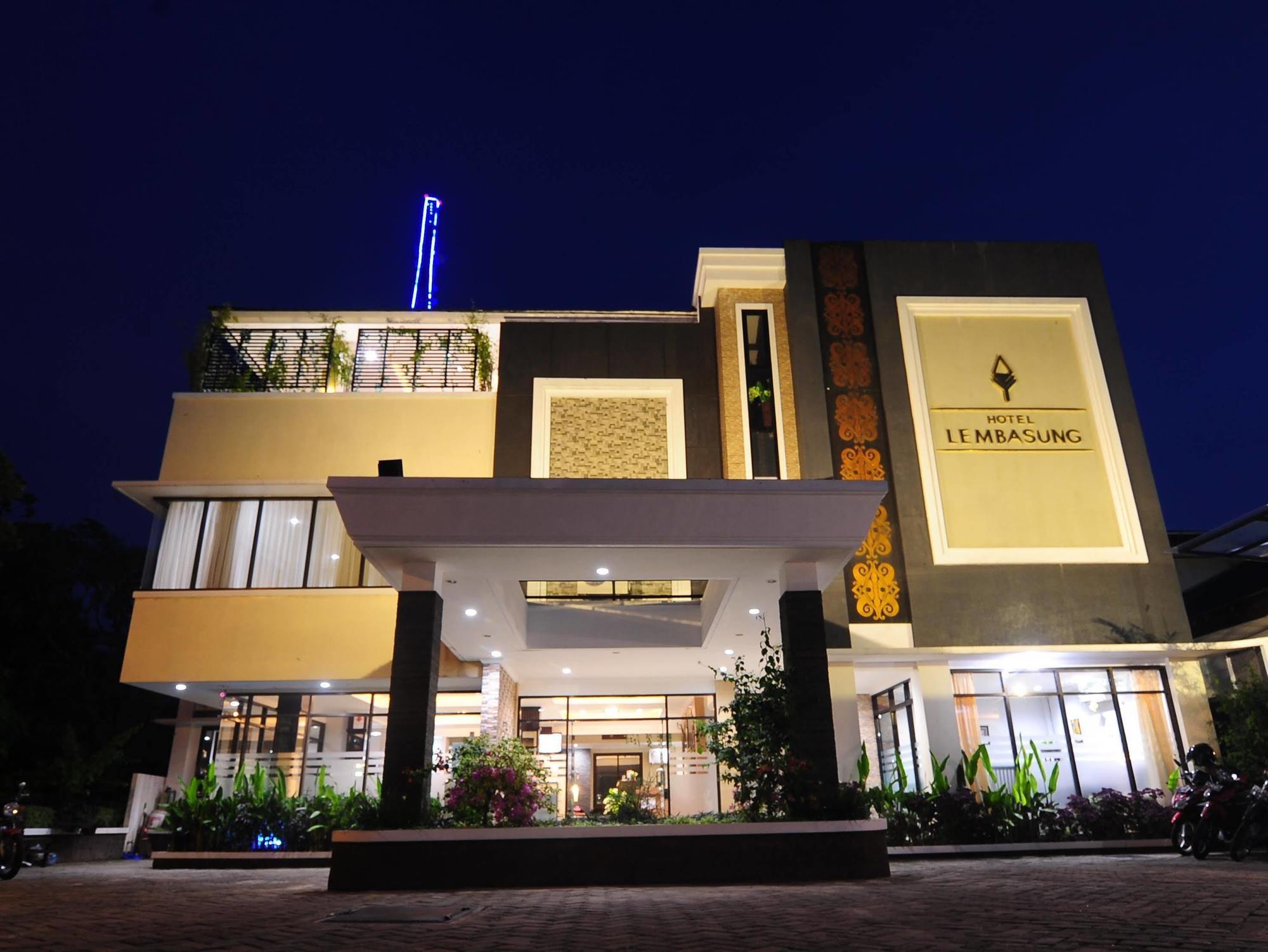 Lembasung Boutique Syariah Hotel Tarakan Zewnętrze zdjęcie